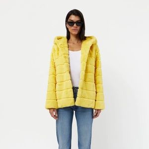 Apparis Hooded Goldie Coat
